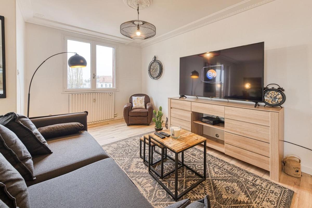 Magnificent Apartment, 4 Bedrooms, Fiber Wifi Grenoble Luaran gambar