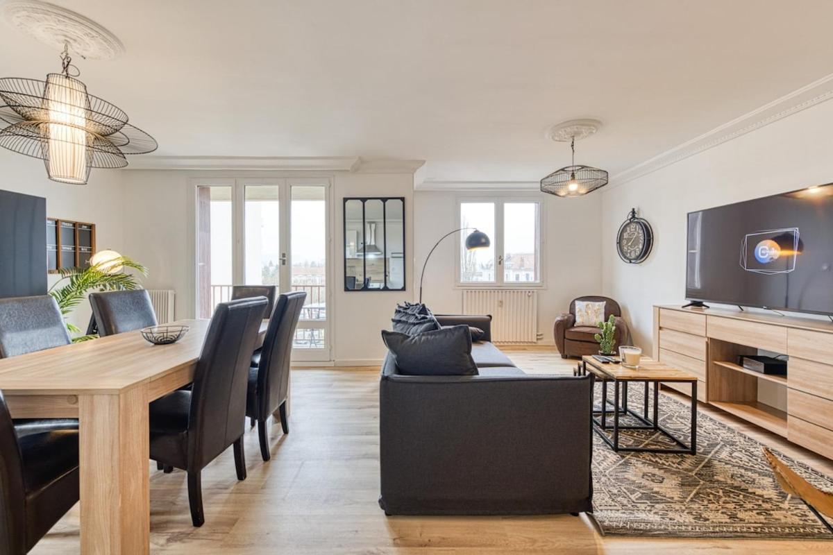 Magnificent Apartment, 4 Bedrooms, Fiber Wifi Grenoble Luaran gambar