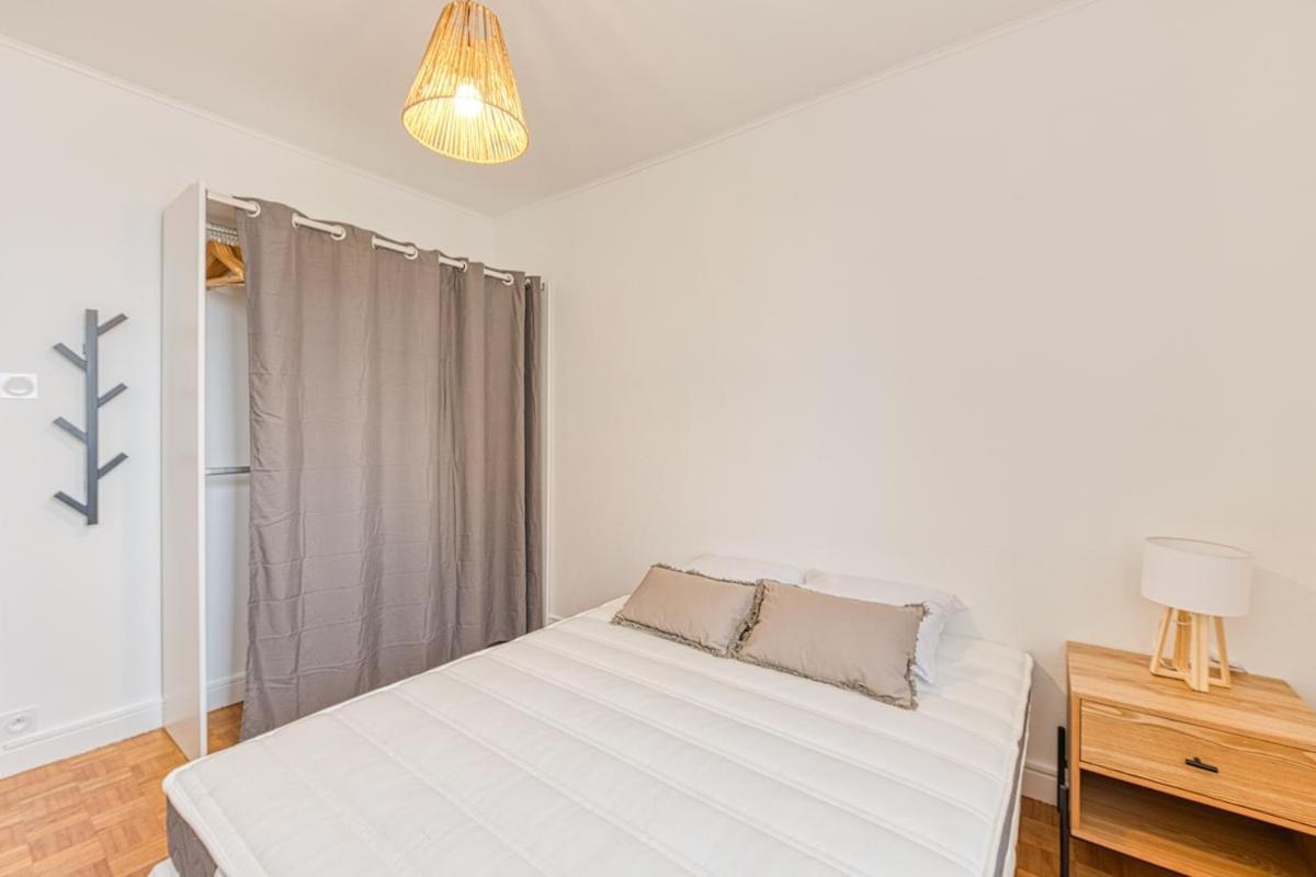 Magnificent Apartment, 4 Bedrooms, Fiber Wifi Grenoble Luaran gambar