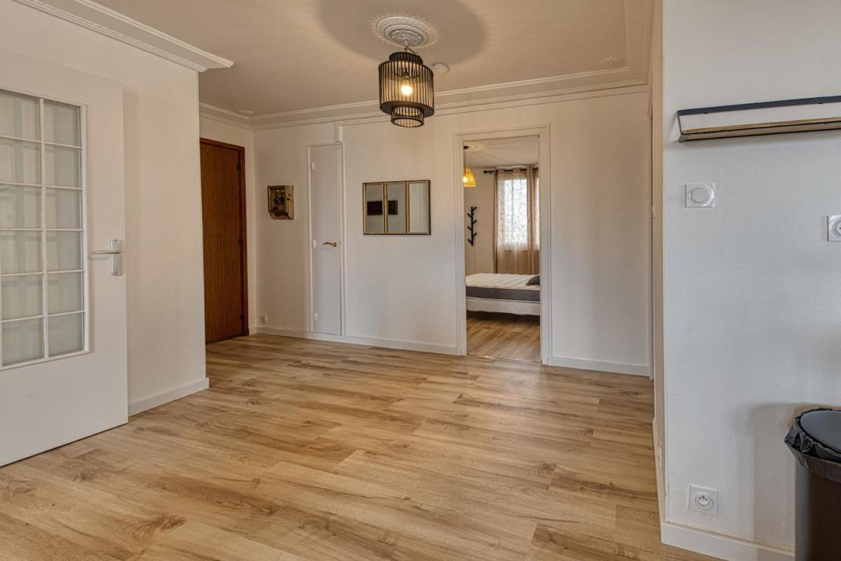 Magnificent Apartment, 4 Bedrooms, Fiber Wifi Grenoble Luaran gambar